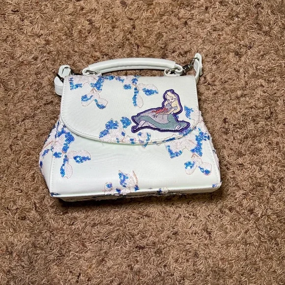 Disney Loungefly – Alice in Wonderland Sequined Crossbody Bag - Picture 3 of 7